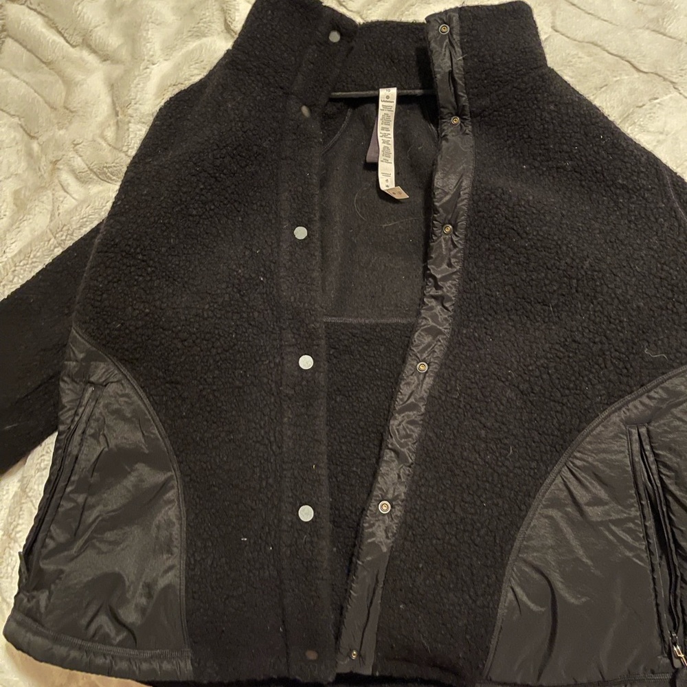 Lulu lemon jacket
